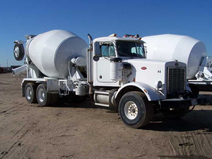 Ready mix concrete truck cleaned with RoMix biodegradable concrete removing detergents