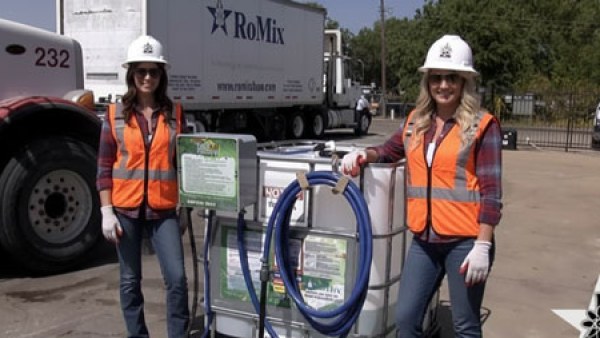 RoMix Rust-Gone all-in-one truck wash and wax